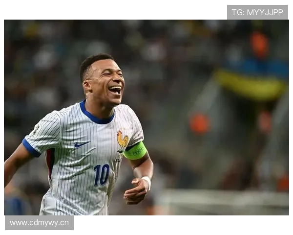 姆巴佩转会拖延背后的决策逻辑与俱乐部博弈