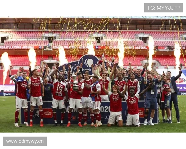 曼联进攻组织混乱问题:体系磨合阶段,对比赛节奏控制形成制约 曼联进攻组织混乱问题:体系磨合阶段,对比赛节奏控制形成制约